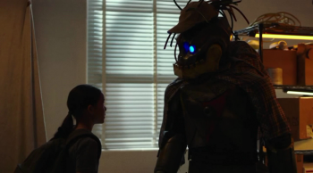 Девочка и робот (2018)